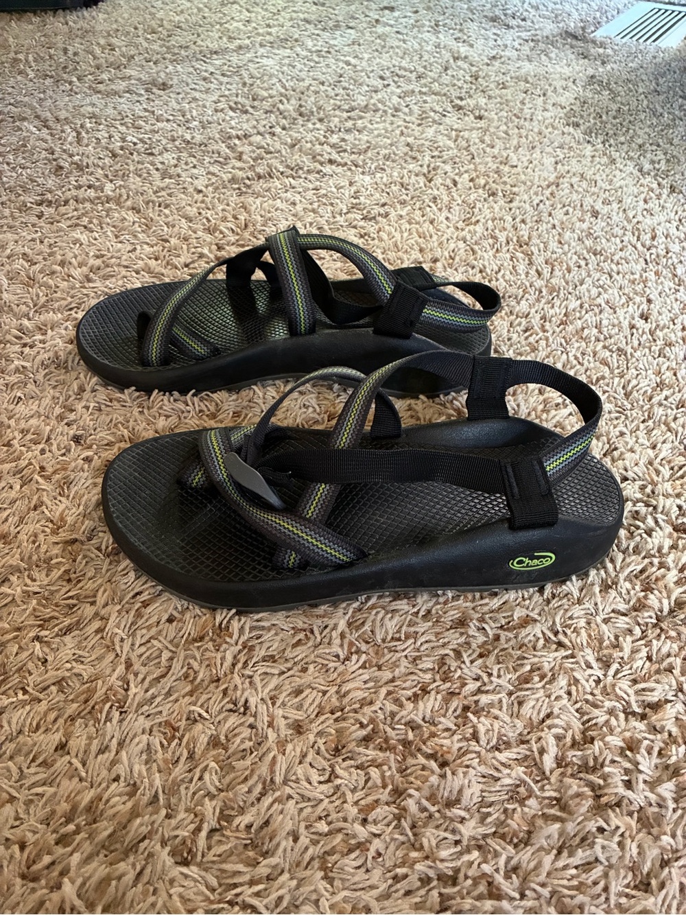 Chaco Men’s Black Sandals with Green Accents - Like New